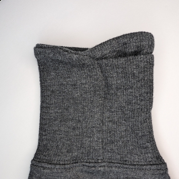 Athleta Clarity V-Neck Sweatshirt Womens Large Athleisure Cozy Black Heather NWT - Picture 8 of 14